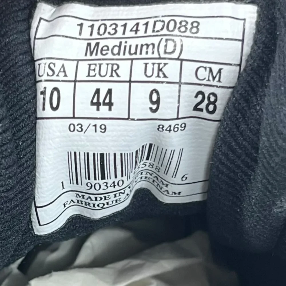 Brooks men size